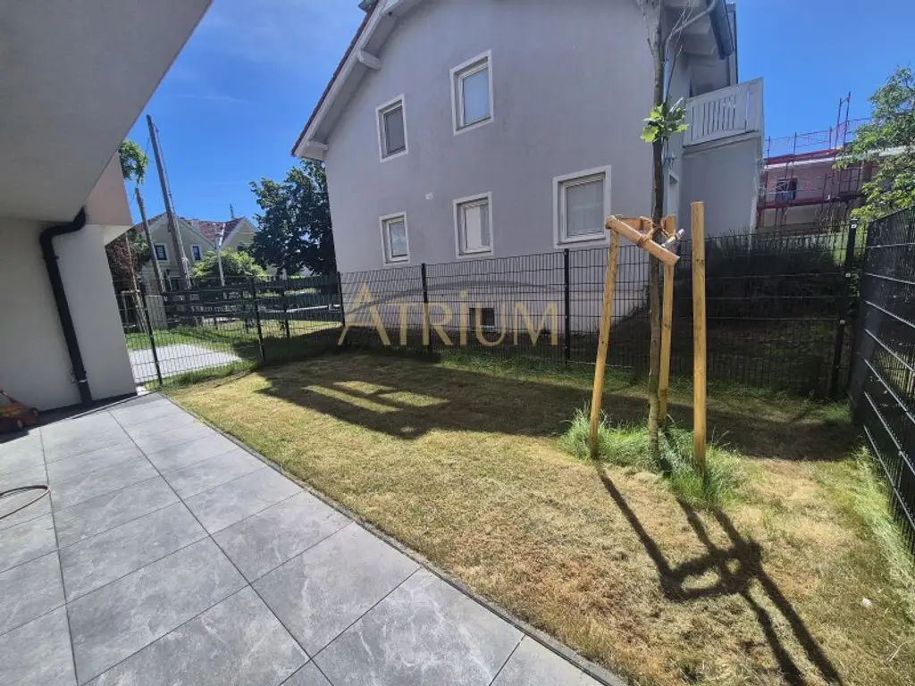 Reihenmittelhaus mit 5 Zimmer, Garten, 2 Terrassen – Erstbezug!