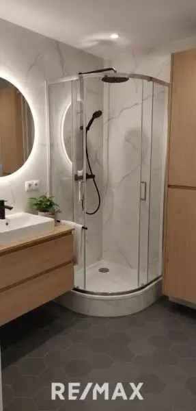 Badezimmer KI generiert