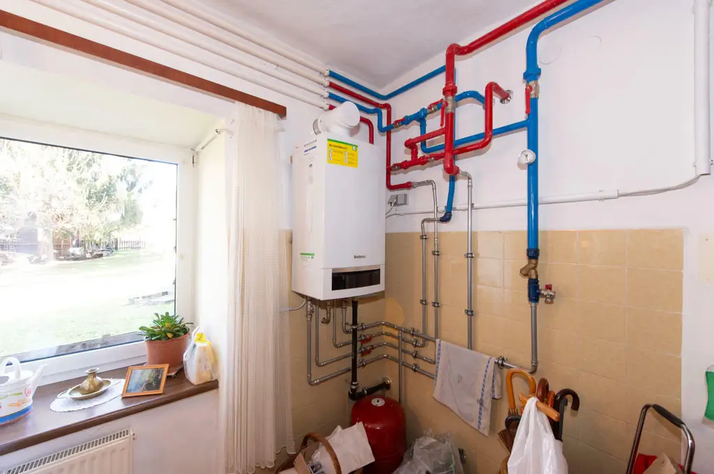 Großzügiges Einfamilienhaus mit viel Platz, hohem Potenzial und hoher Bebauungsdichte – Ideal für Familien oder Investoren