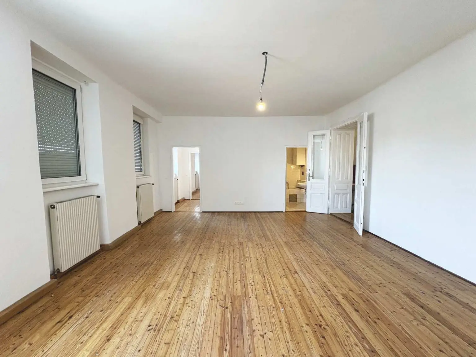 Gut aufgeteilte 2,5 Zimmer Wohnung mit neuer Küche -
Nähe Klinik Landstraße