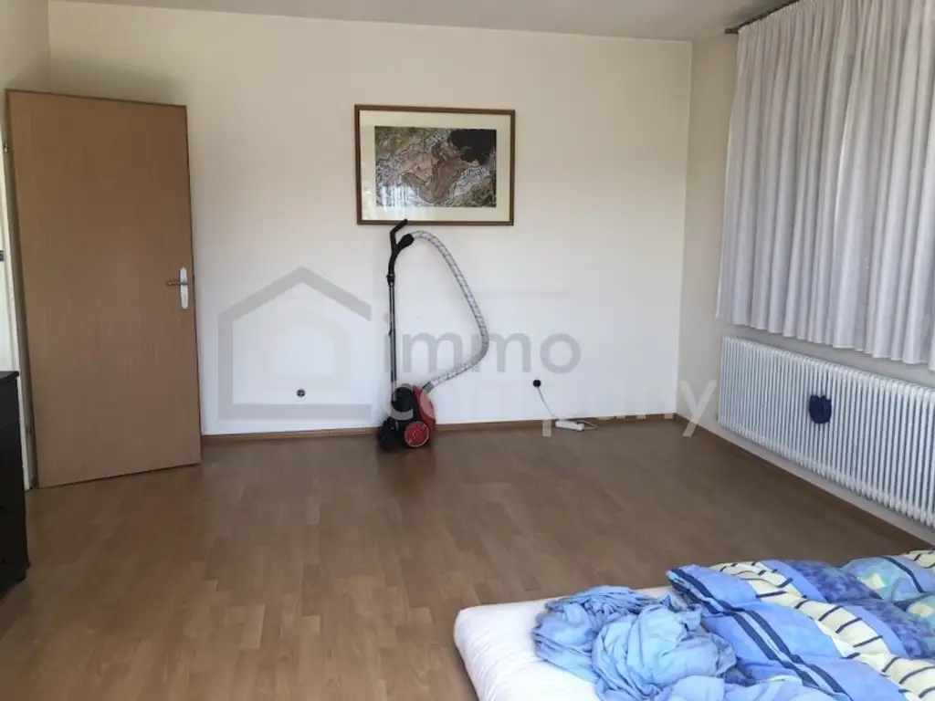 Der Hit für Großfamilien, Autoliebhaber usw. in Jennersdorf