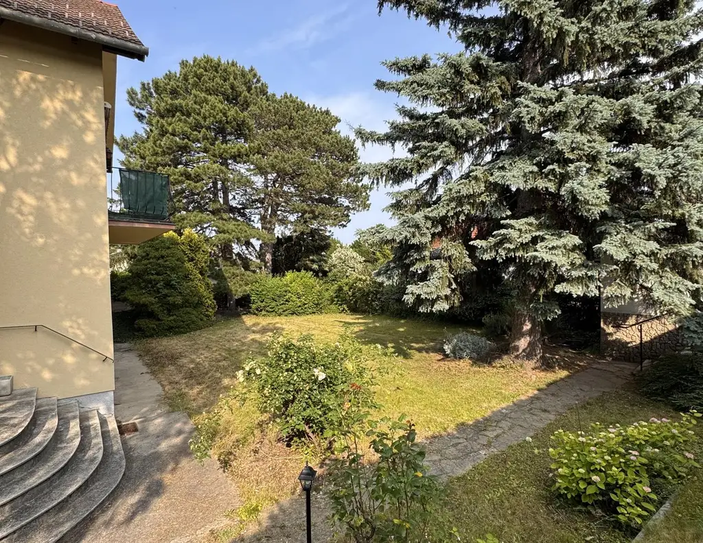 Lichtdurchflutetes Haus mit großem Garten zur Miete in bester Lage von Klosterneuburg