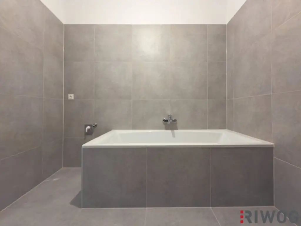 HERBSTAKTION - NEUE PREISE | 2-Zimmer Altbauwohnung mit geräumiger Wohnküche | Fernwärme