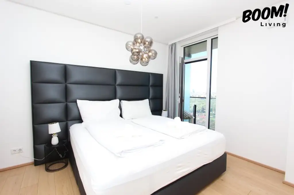 Iconic Living im TRIIIPLE Tower – Architektur, Design und Komfort