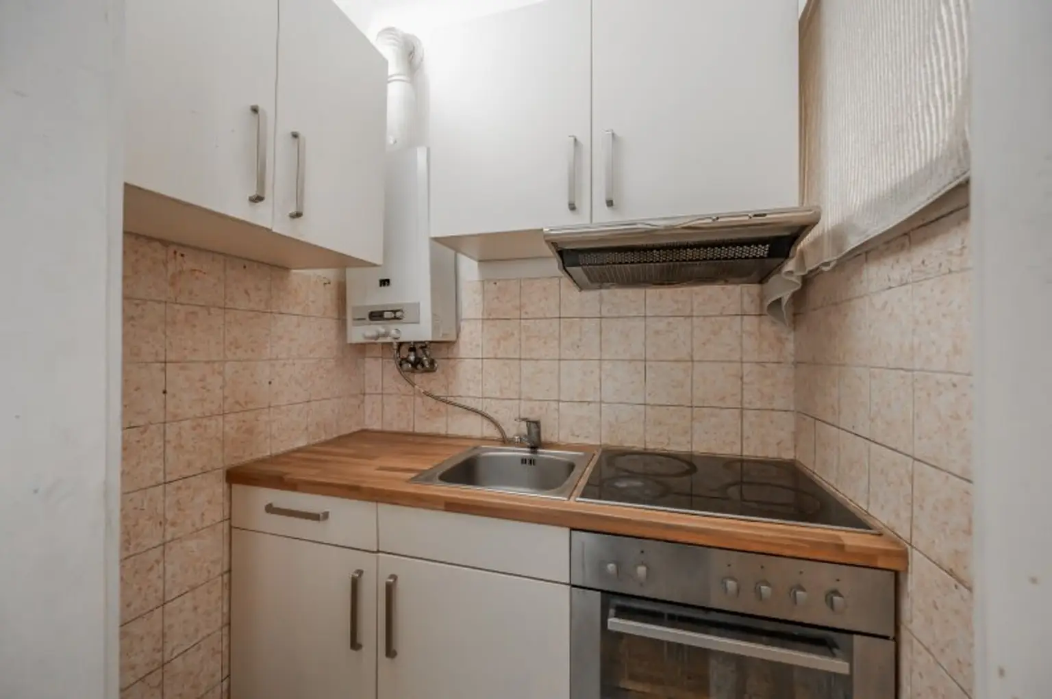 ++NEU++ 1,5-Zimmer Neubauwohnung mit getrennter Küche und Balkon!