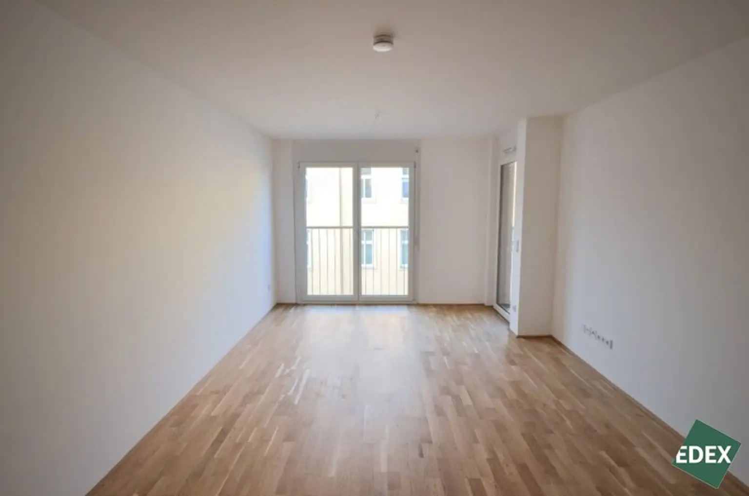 Moderne 2-Zimmer-Wohnung mit Loggia Nähe Schönbrunn