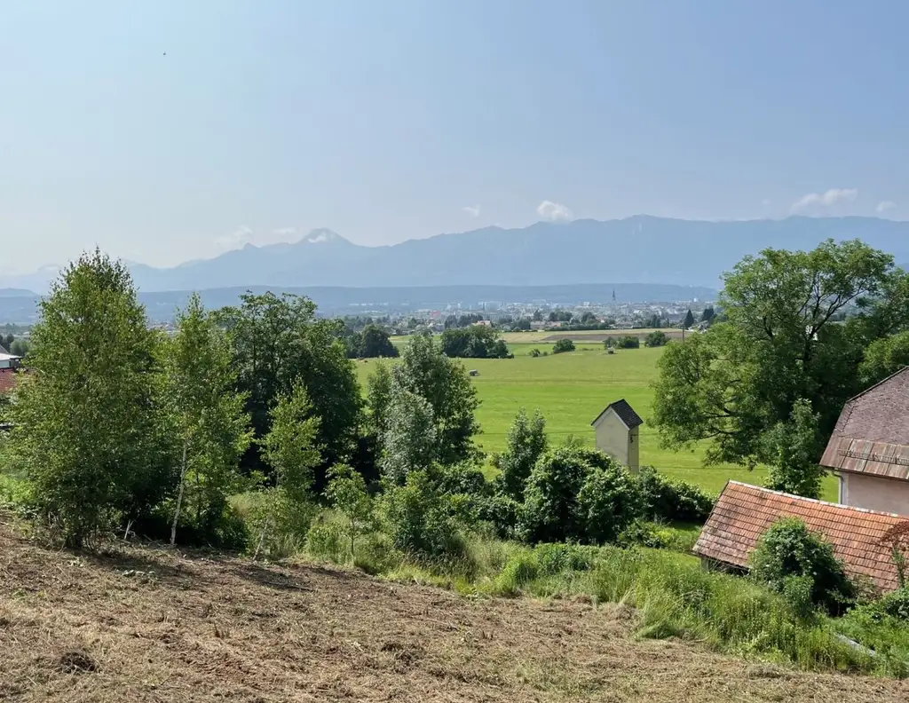 Traumhaftes Baugrundstück in Villach-Vassach mit Altbestand - Sonnig, ruhig und mit Weitblick