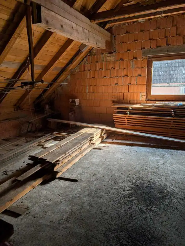 Für Naturliebhaber und Heimwerker- sanierungsbedürftiges Bauernhaus mit Nebengebäuden - zwischen Hermagor und Villach
