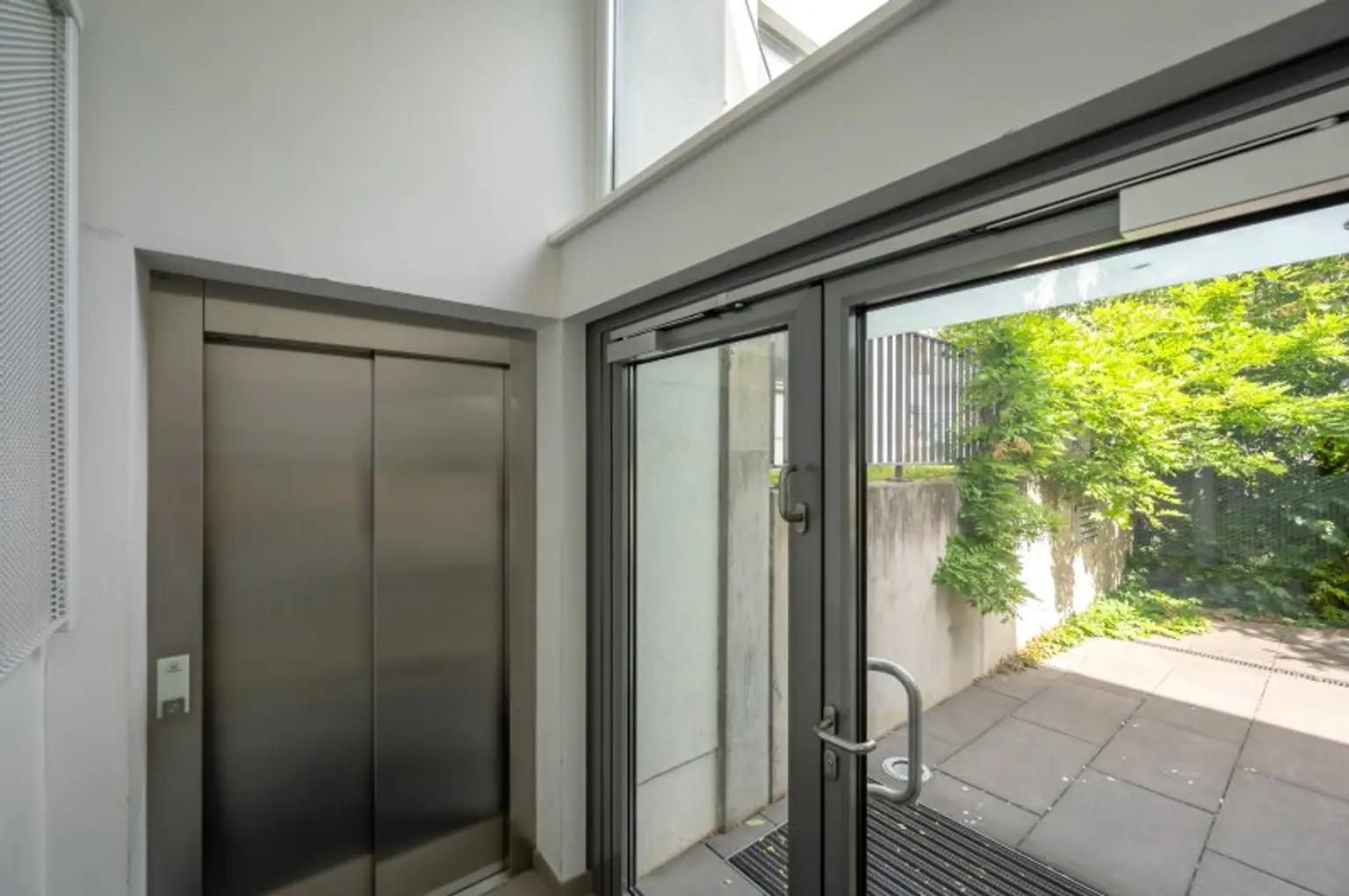 ++Provisionsfrei++ BESTLAGE, 2-Zimmer Neubauwohnung mit großem Garten!