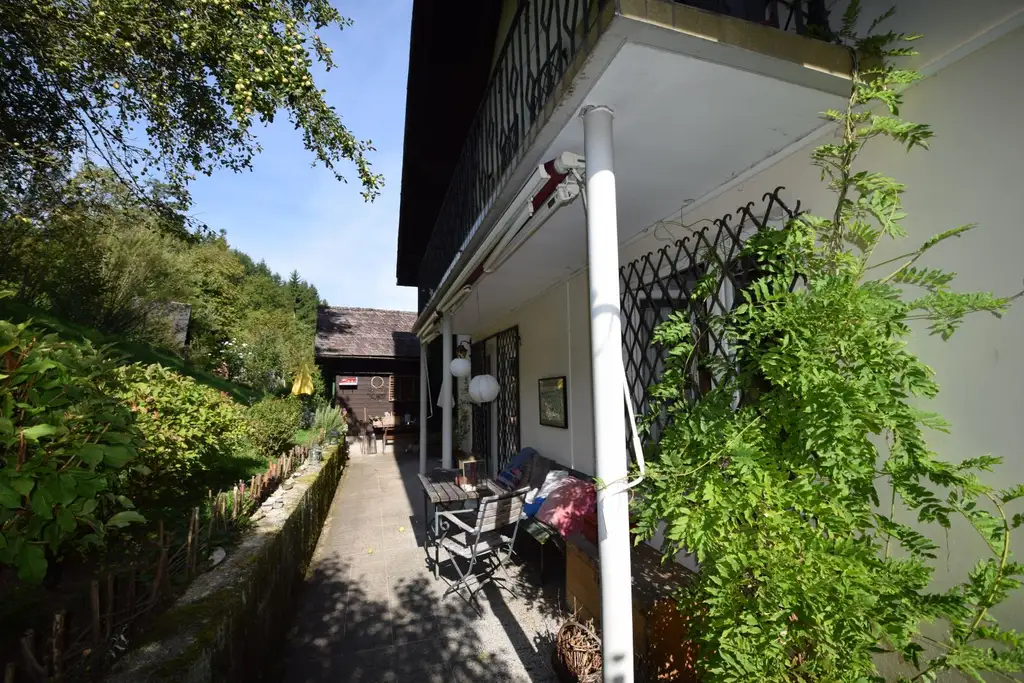 Wohnhaus mit großem Grundstück – für Selbstversorger & autarkes Leben