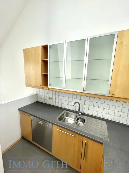 DACHGESCHOSSJUWEL MIT SPEKTAKULÄREM WIENBLICK - UNBEFRISTET & PROVISIONSFREI ZU MIETEN!