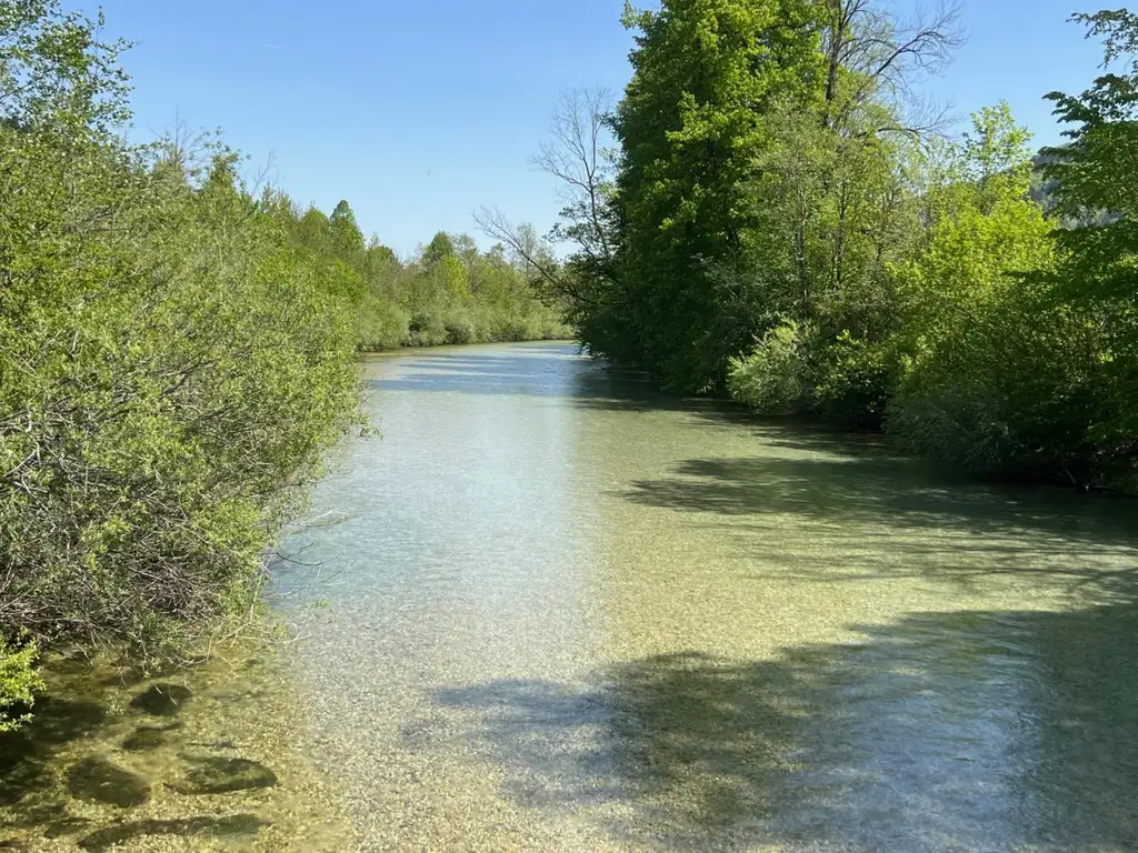 Kleine Siedlung von insgesamt vier Häusern - zu Fuß zum schönen Almfluss - herrliche Wanderungen und Radtouren von zu Hause aus!