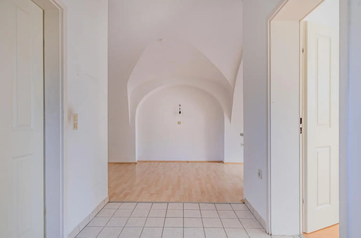 Vorraum und Essbereich