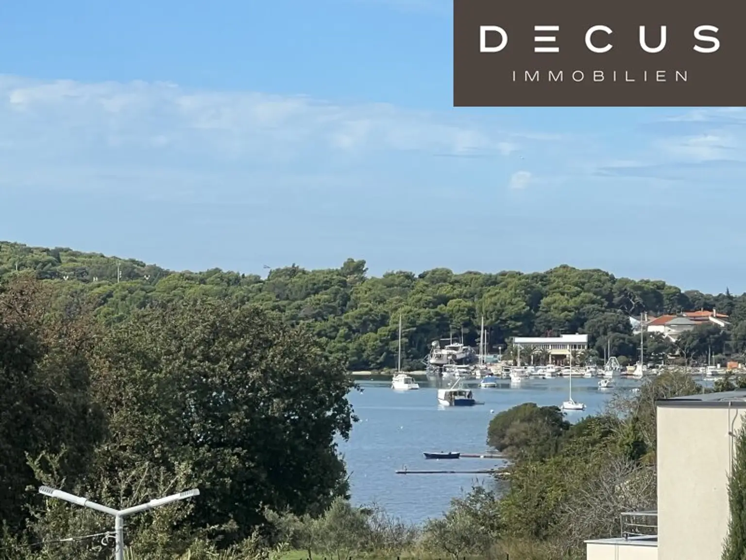 DECUS - Immobilien