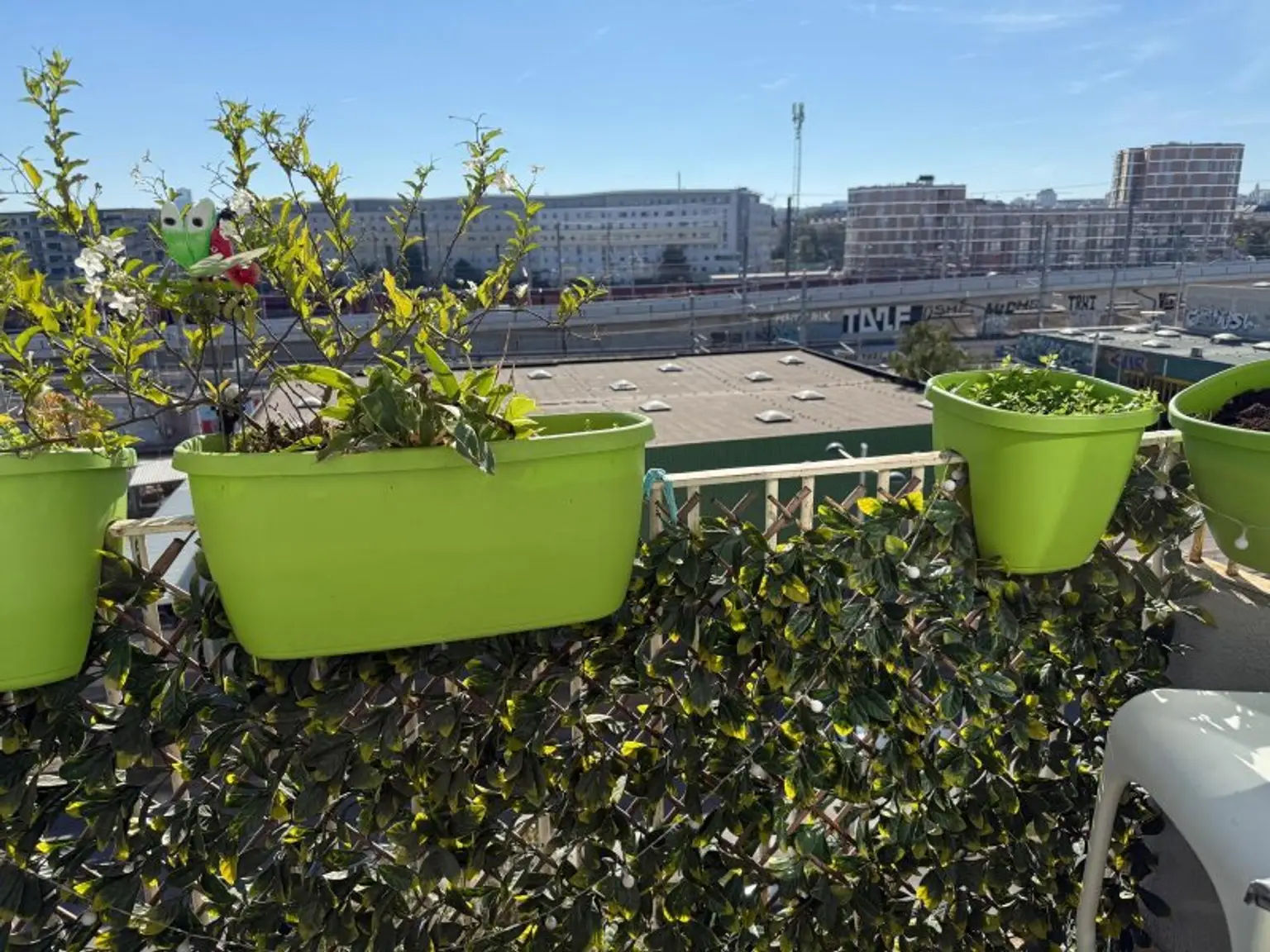 Gut geschnittene 2-Zimmer-Wohnung mit kleinem Balkon - U-Bahn Nähe