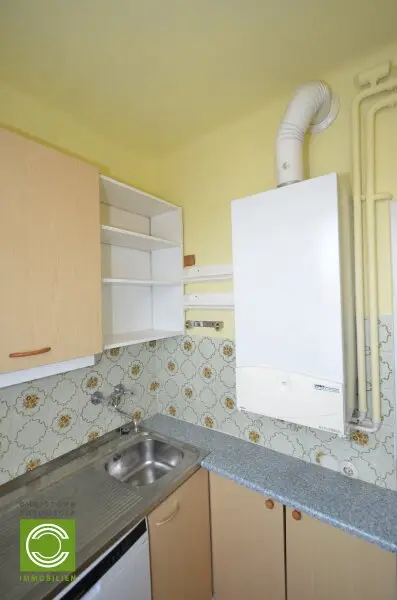 CHRISTOPH CHROMECEK IMMOBILIEN - MÖDLING - Helle, zentrumsnahe und möblierte 2,5 Zimmer zur Miete!