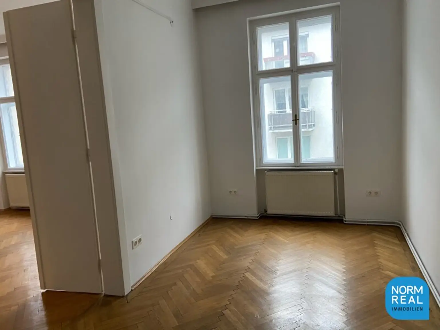 Schlafzimmer neben WZ