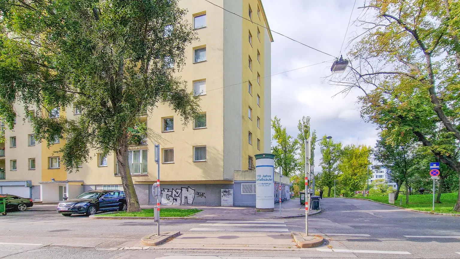 Helle Eigentumswohnung mit Grünblick im 3. Liftstock eines thermisch sanierten Hauses