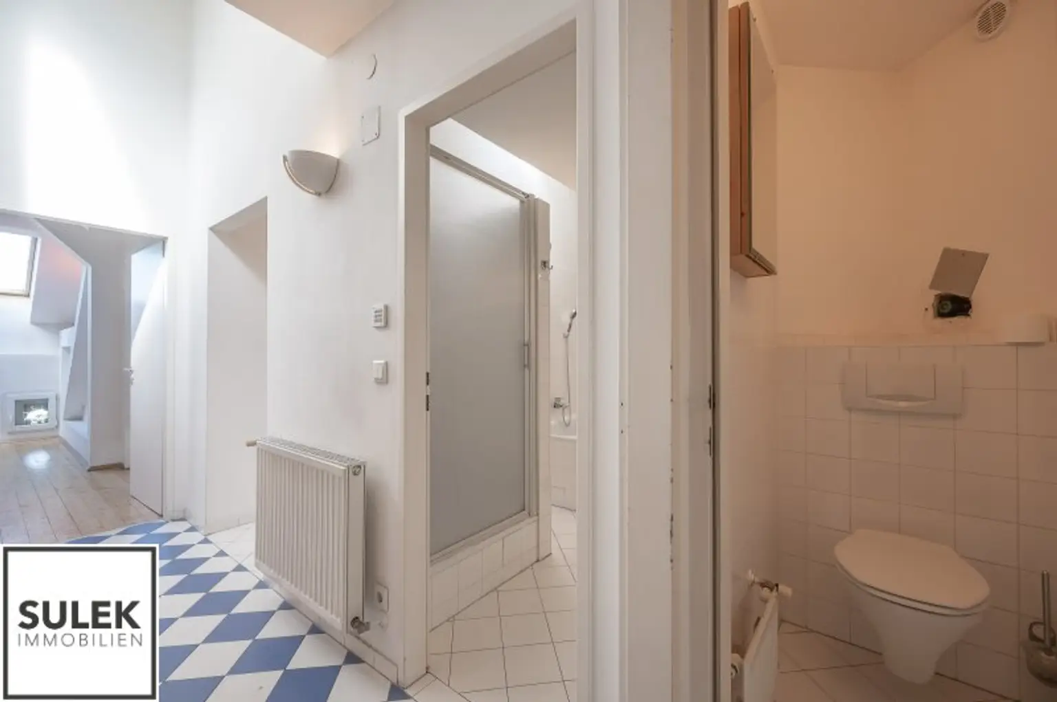 3 Zimmer-Dachgeschosswohnung mit Terrasse am Währinger Gürtel, nahe U6!