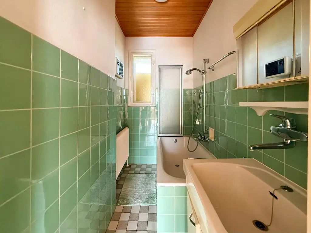 Wunderschönes Grundstück / Ausbaumöglichkeiten des Hauses / Lainzer Tiergarten