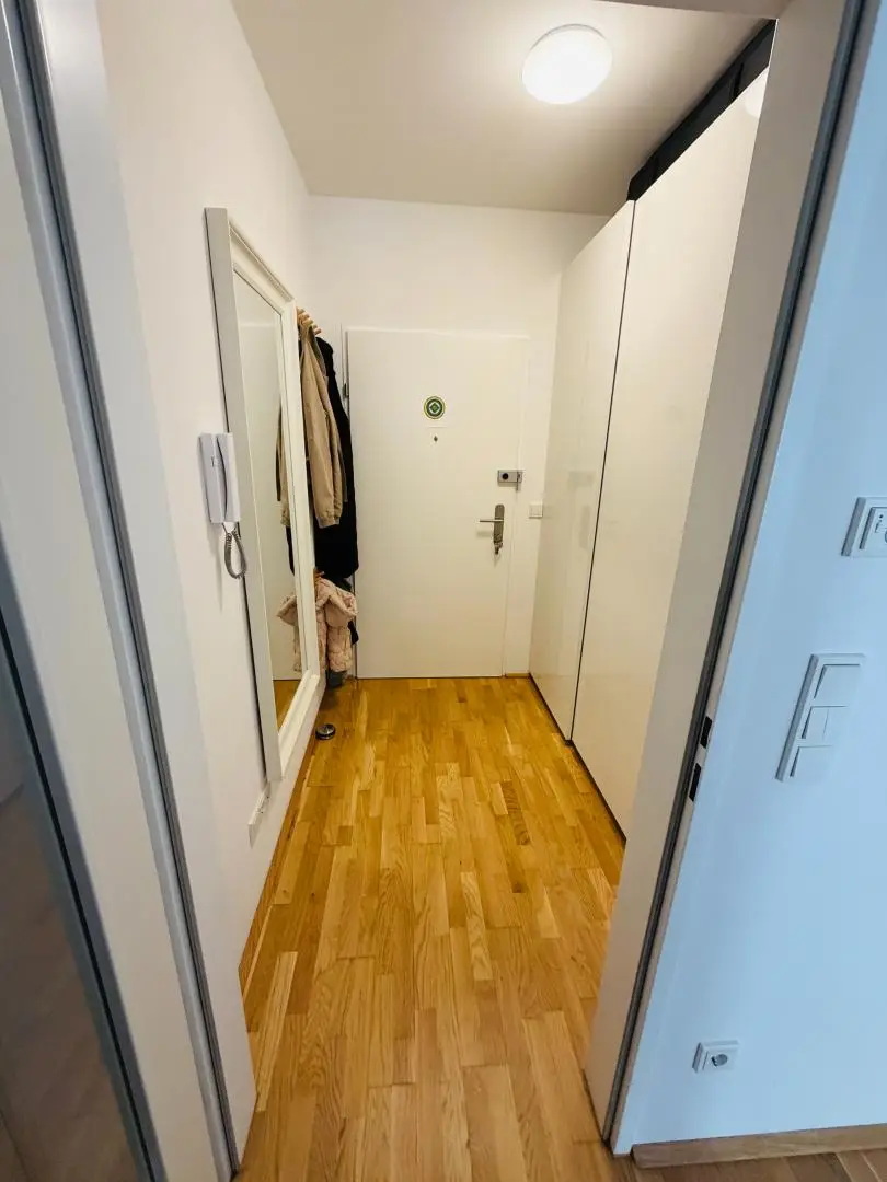 Vorraum/Garderobe