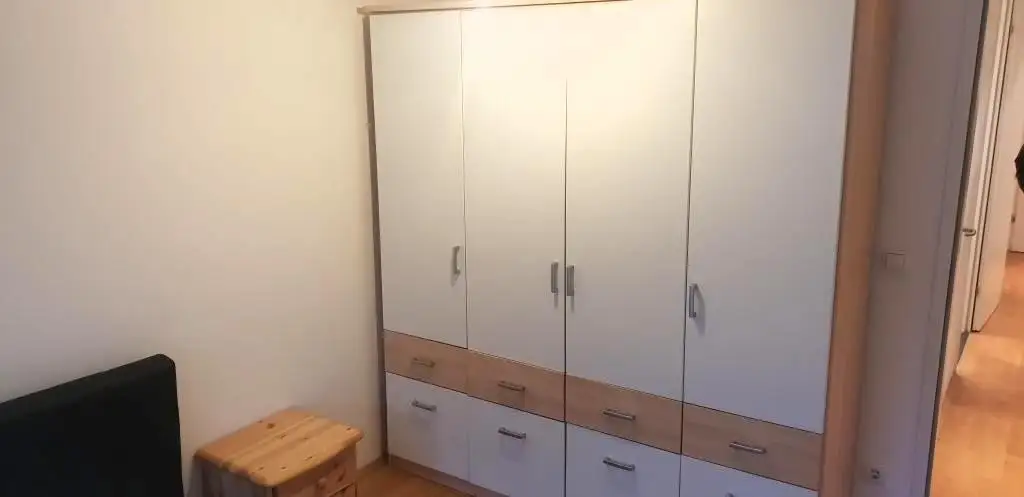 Super-schicke Gartenwohnung in grüner, ruhiger Parklage!! OHNE MÖBEL!!