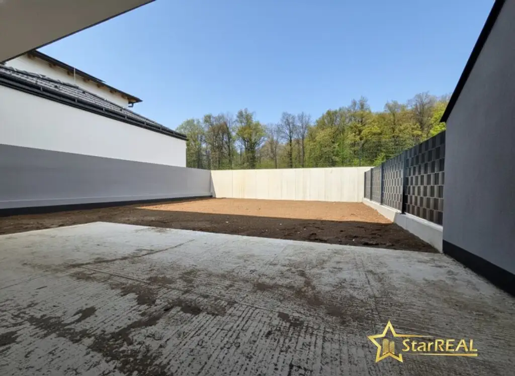 2 HÄUSER VERFÜGBAR! EXKLUSIVES DOPPELHAUSPROJEKT. 5 ZIMMER. ZIEGELHAUS MIT KELLER, BALKON, TERRASSE, CARPORT.