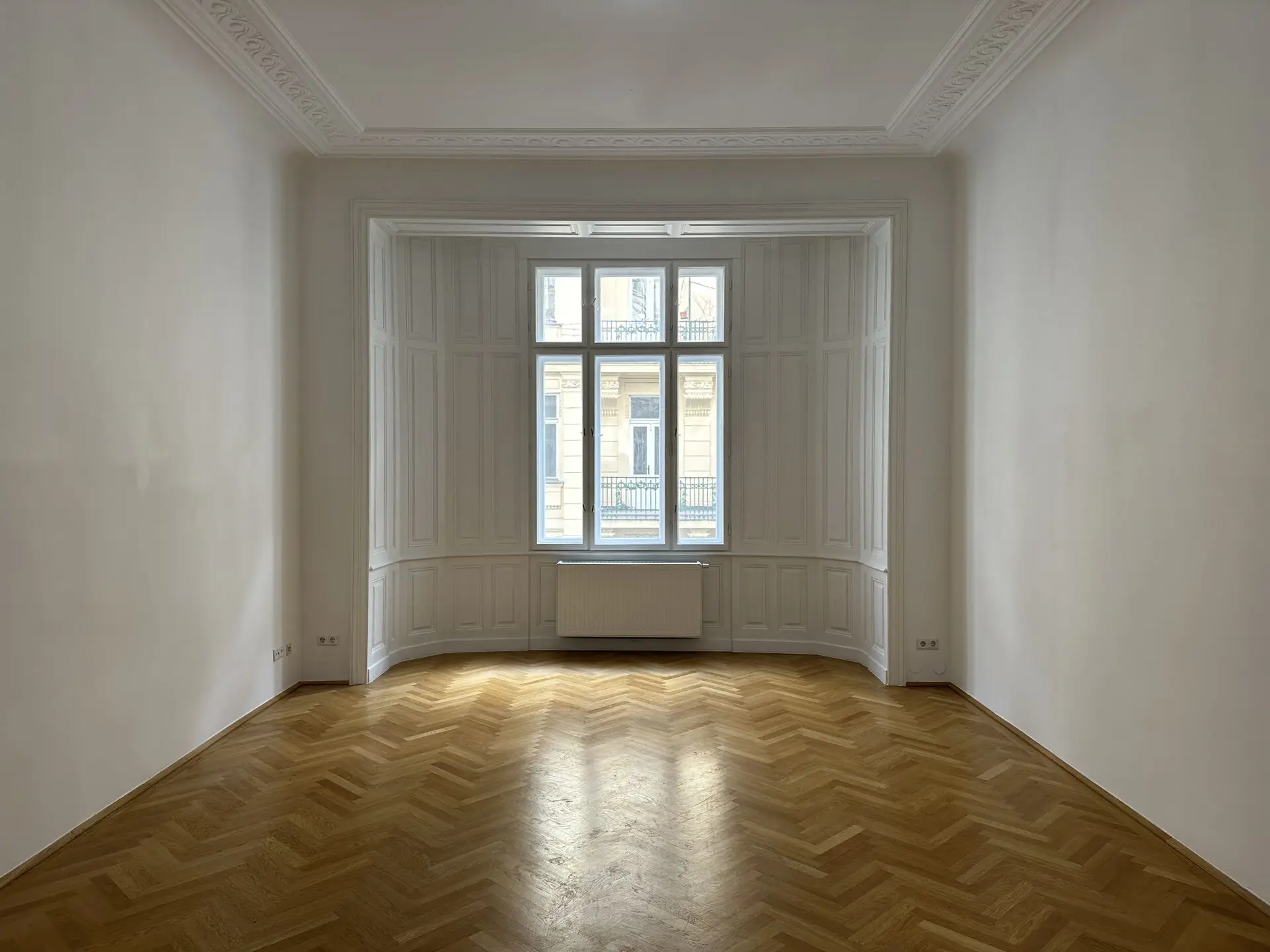 20260317_090455782_iOS