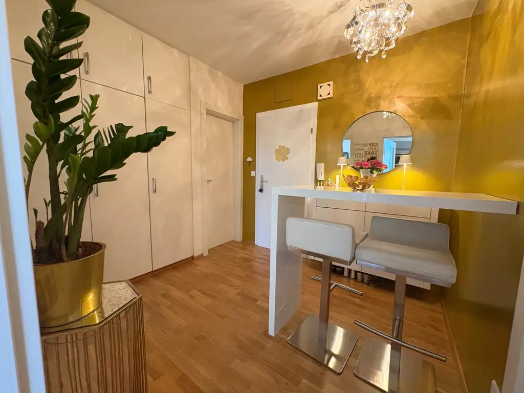 Attraktive 2-Zimmer-Wohnung mit Loggia - nahe Hauptplatz Andritz