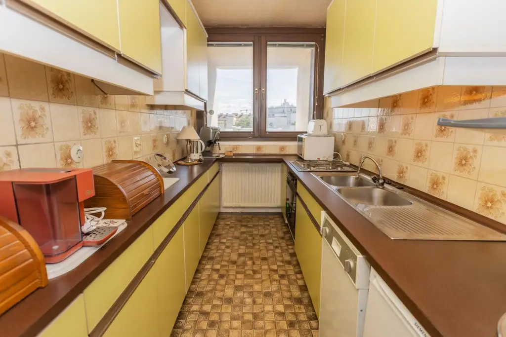 3‑Zimmer‑Wohnung  nahe U‑Bahn in Wien 1110 - 80m² (inkl. Loggia)