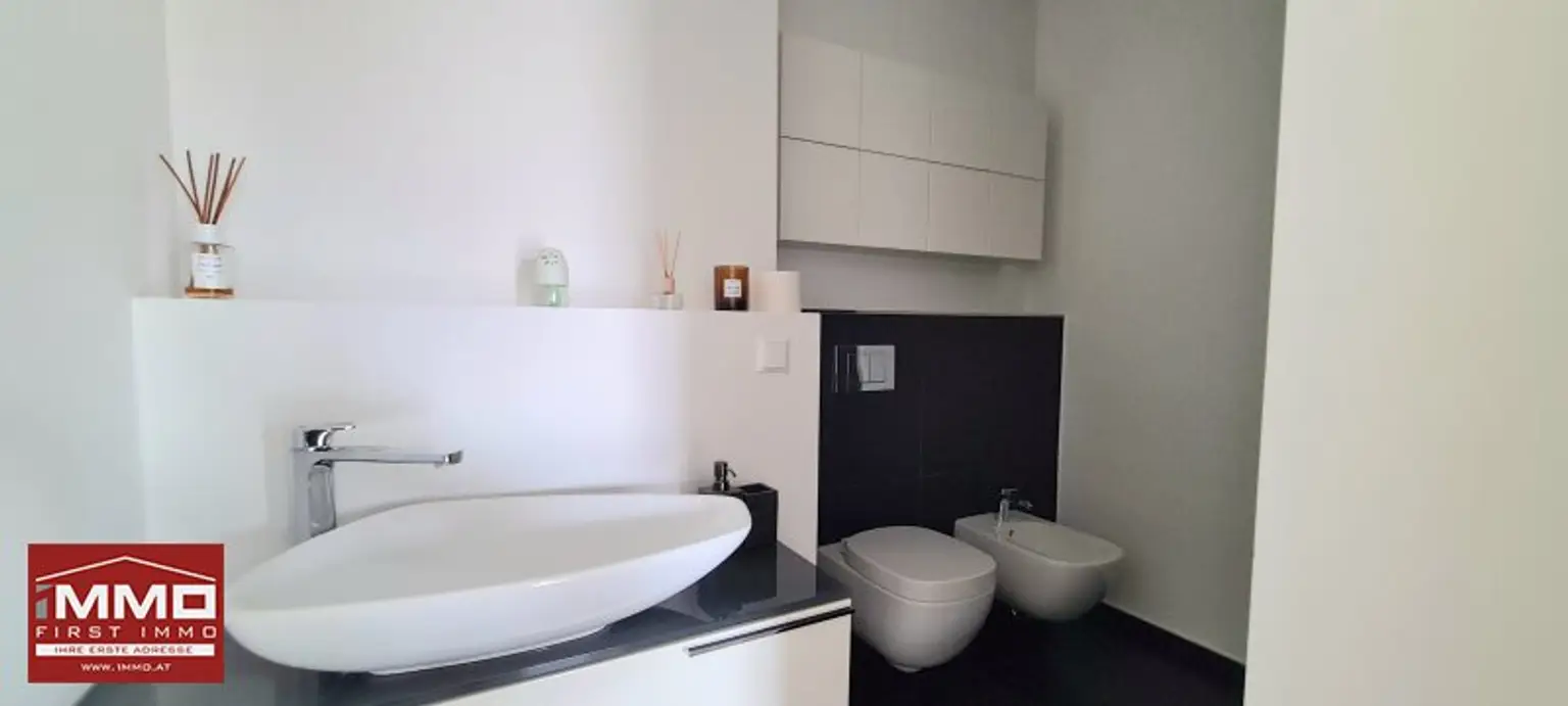 ***PENTHOUSE IM ZENTRUM VON KORNEUBURG MIT EINZIGARTIGER DACHTERRASSE UND 2 KFZ-STELLPLÄTZEN***