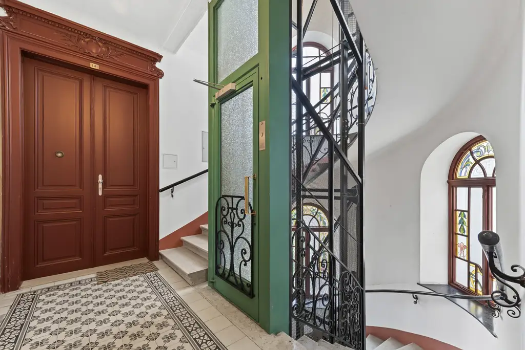 Erstbezug inmitten von Döbling: 1-Zimmer-Wohnung in repräsentativem Altbau
