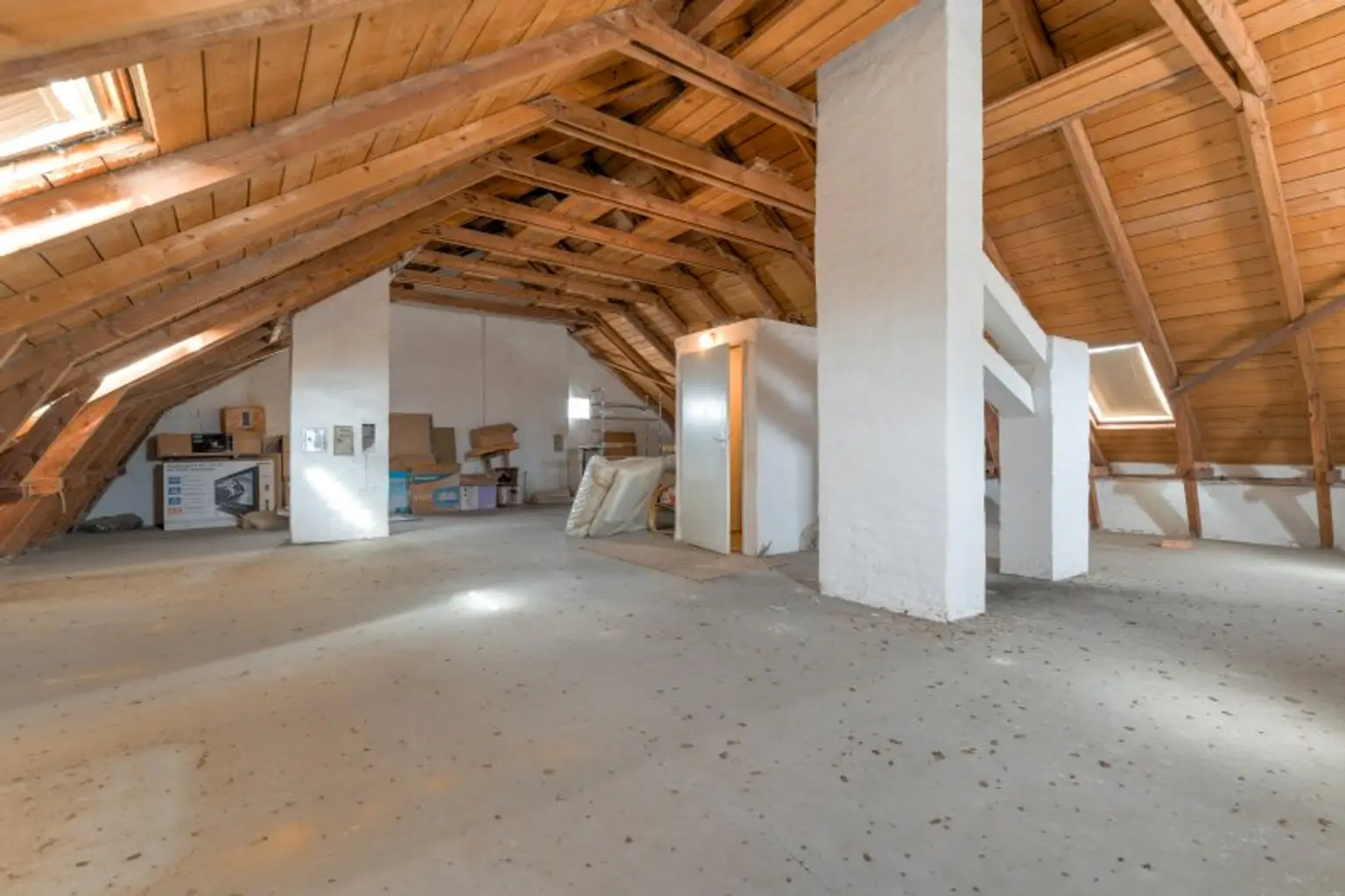Dachgeschoß - ausbaubar