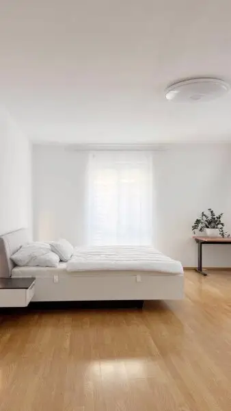 Zentral gelegene möblierte 3-Zimmer-Wohnung hinter dem Rathaus