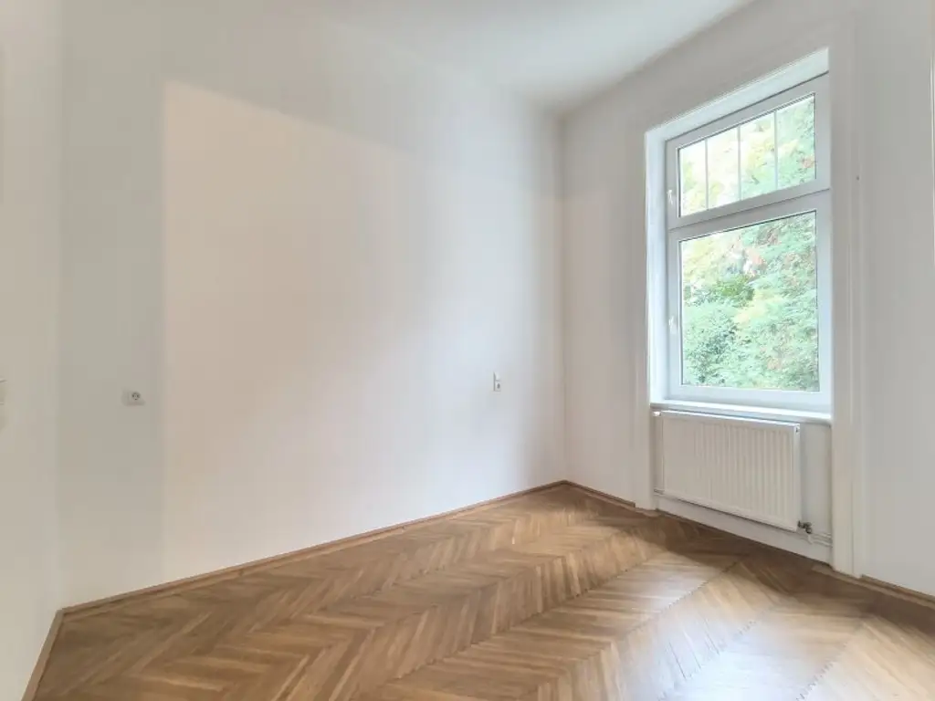 Stilvolle 2-Zimmer-Eigentumswohnung mit Balkon ins Grüne – 1130 Wien, nahe Lainzer Tiergarten