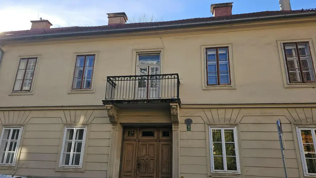 Charmante, günstige Altbauwohnung mit großem Garten im Herzen von Graz