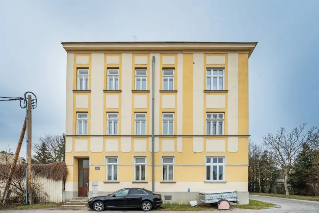 Zinshaus mit Entwicklungspotential in Stammersdorf - mit 8 Wohnungen und Rohdachboden - außergewöhnliches Angebot