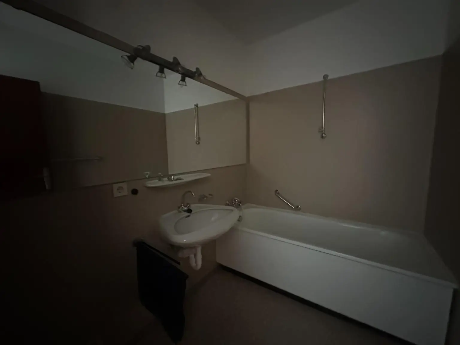 2-Zimmer Mietwohnung mit wunderbarem See-  und Traunsteinblick