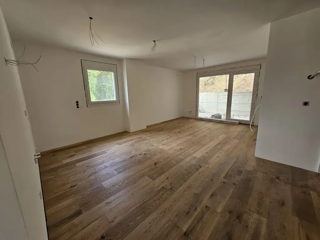 Erstbezug mit Stil: 2-Zimmer-Wohnung mit Loggia und großzügiger Wohnküche