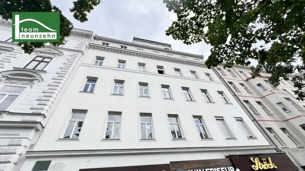 Neuer DG-Ausbau in schönem Altbau