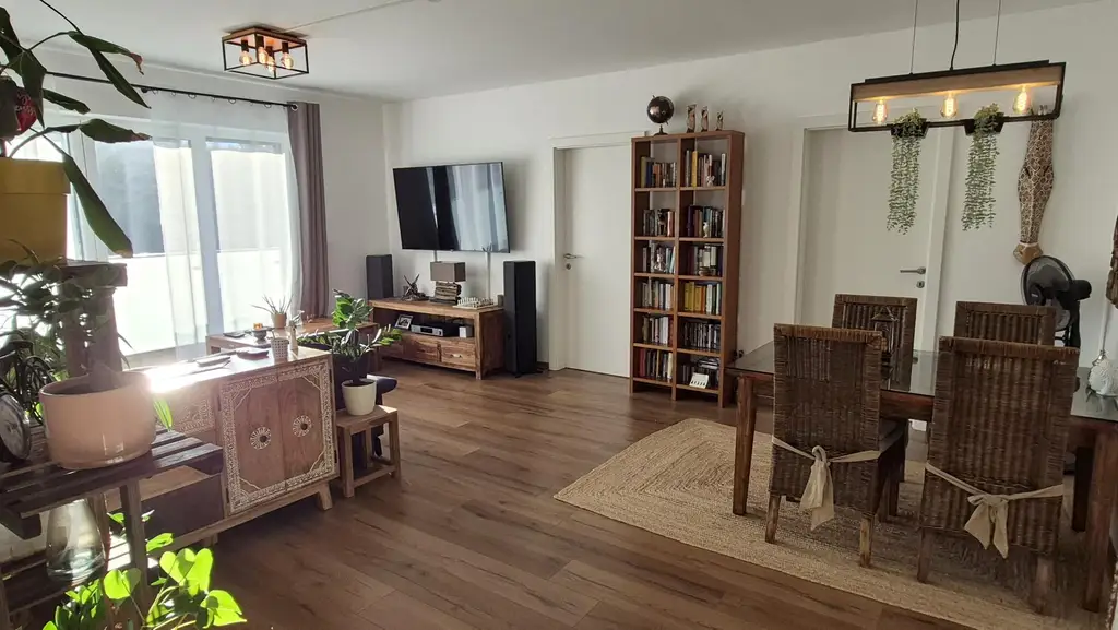 HELLE, FAMILIENTAUGLICHE WOHNUNG AM RIEDERBERG