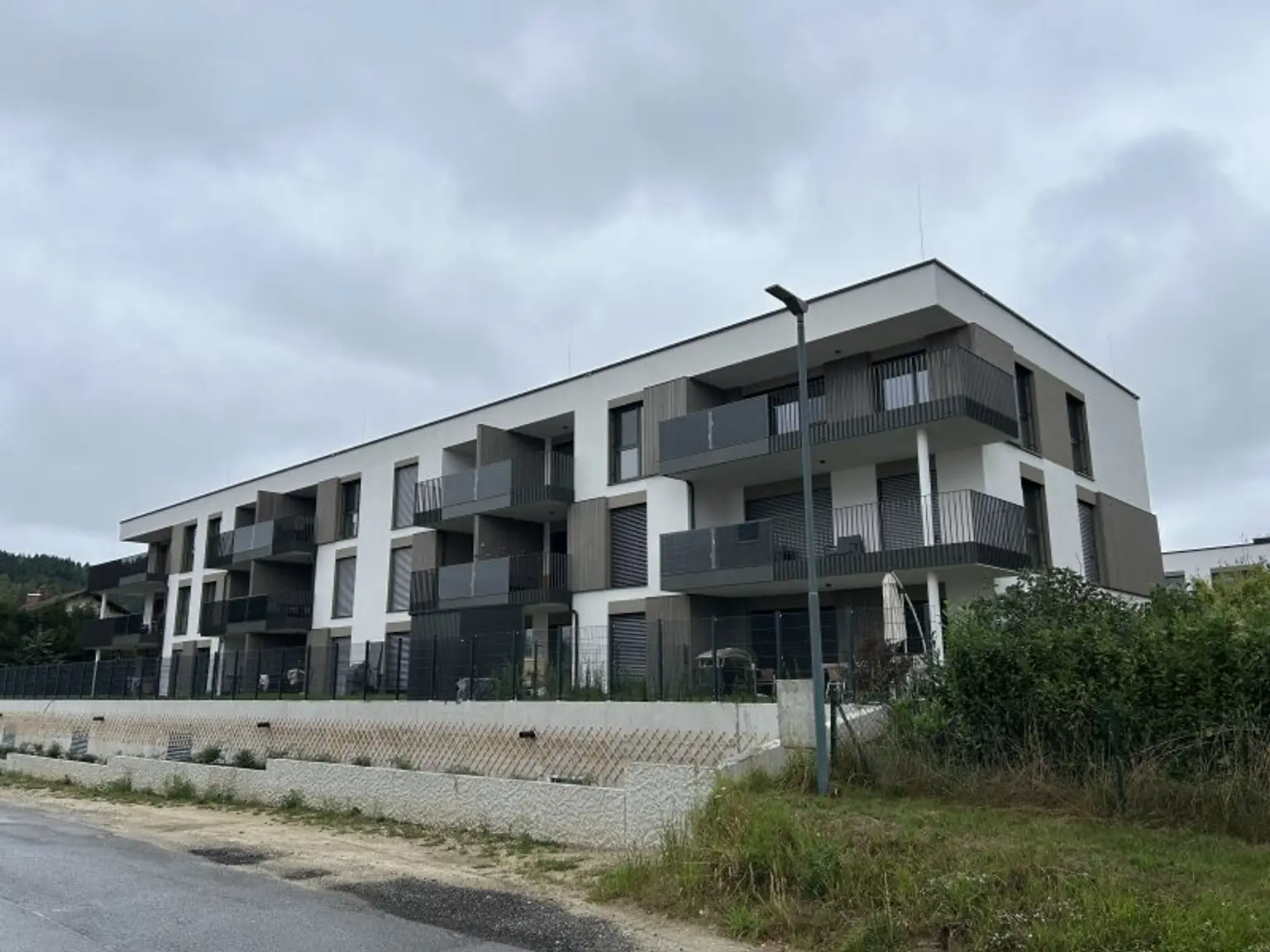 Superkompakte Terrassenwohnung - 1. Monat MIETFREI | Erstbezug | Grünblick
