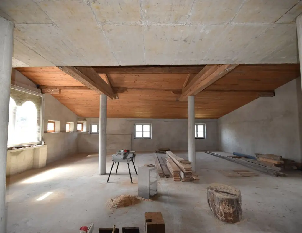 "HOCHBURG-ACH - Einzigartige PENTHOUSE Wohnung mit großer Terrasse und Blick auf die Altstadt von Burghausen"