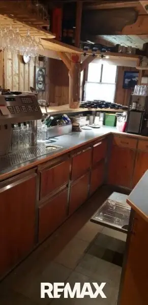 Bar von hinten
