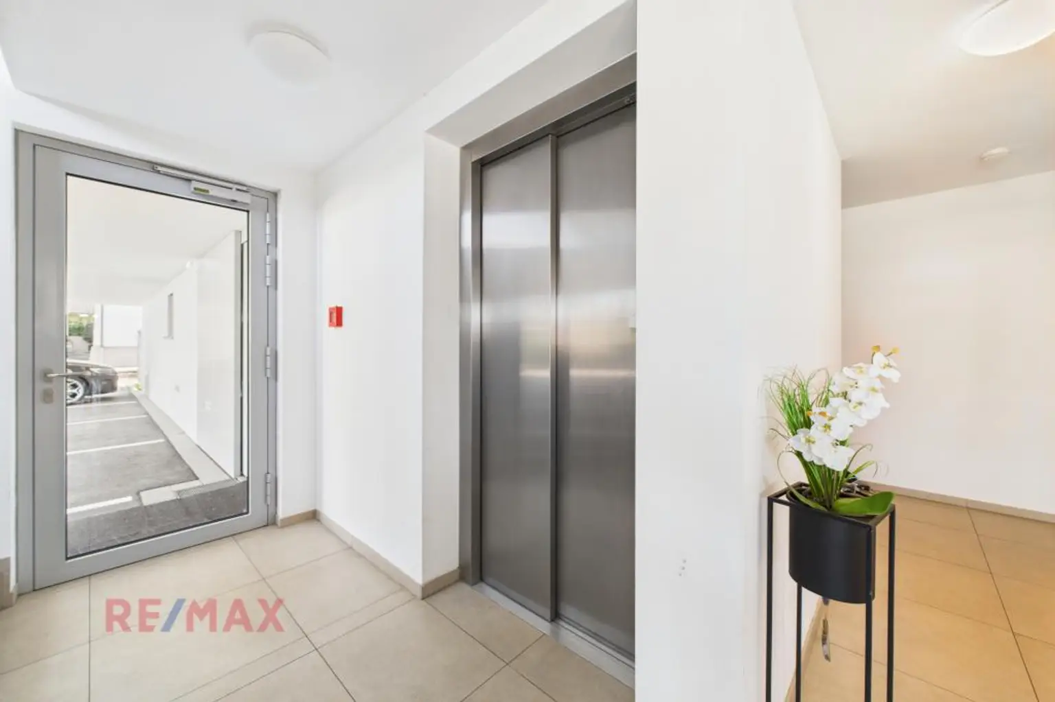Moderne 2-Zimmer-Wohnung mit Terrasse, Garten und bester Anbindung