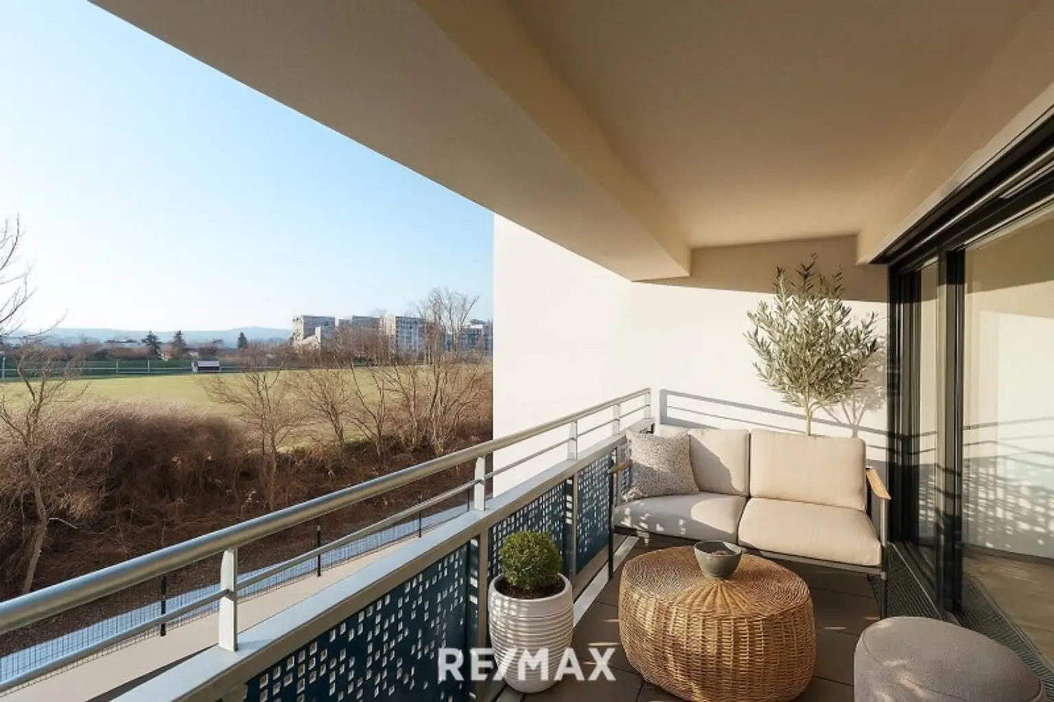 EIN ZUHAUSE DAS STIL UND GEBORGENHEIT VEREINT! PROVISIONSFREI!