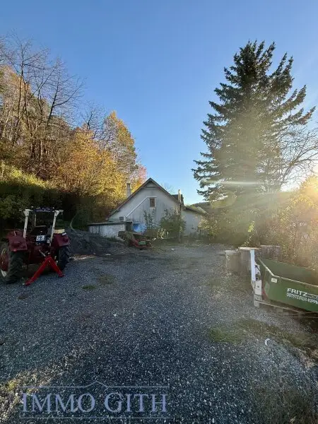 BAUGRUNDSTÜCK MIT BEWILLIGTEM HAUSPROJEKT IN BREITENFURT BEI WIEN – 592 m²