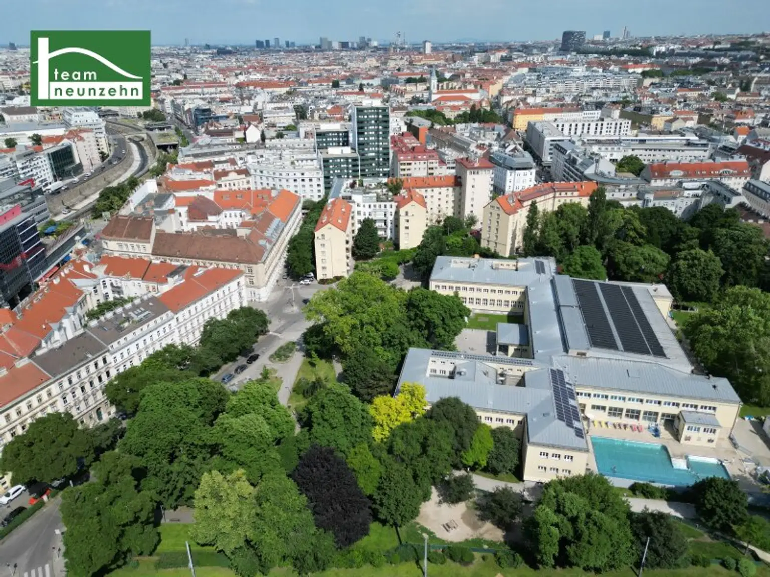 Panoramablick-Wohnung mit Dachterrasse nahe U6 Meidling zwischen Schönbrunn und Wienerberg - Frisch renoviert!