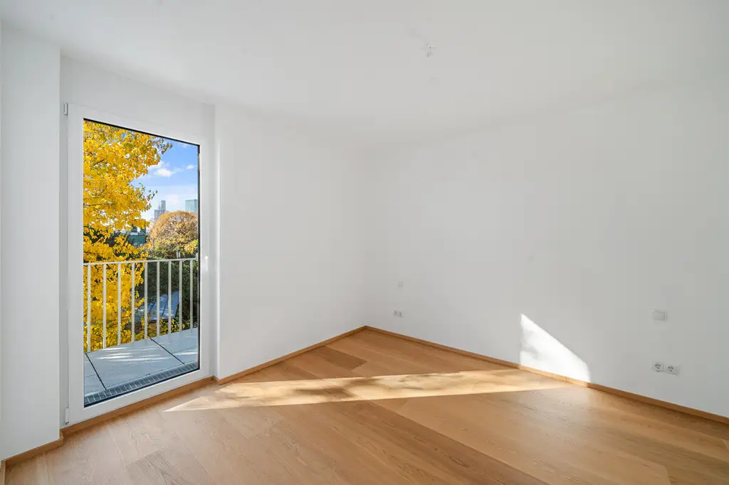 Sehr helle DG-Wohnung direkt bei der Alten Donau