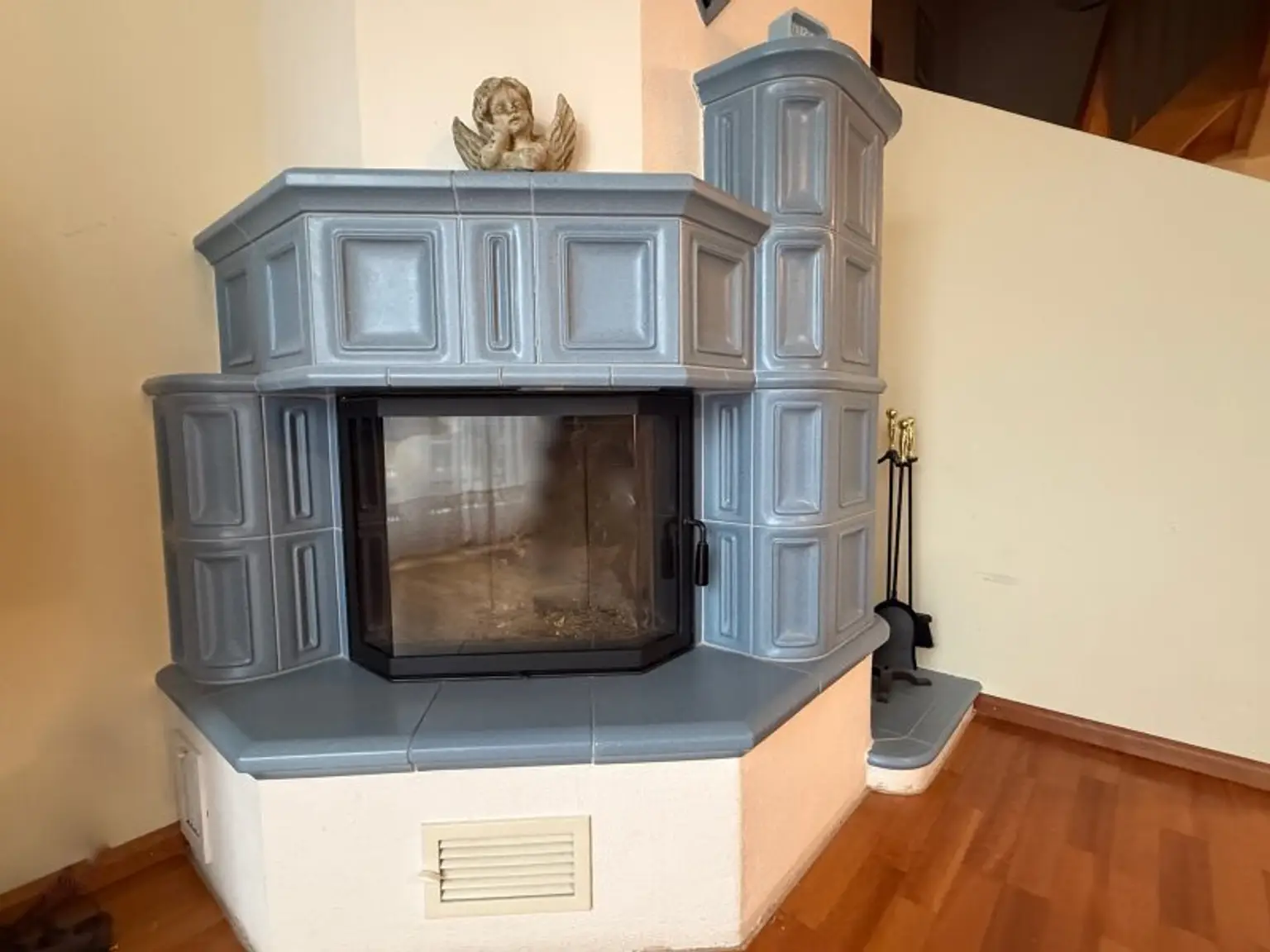 Familienidylle auf 4 Etagen in Essling I ca. 209m² benutzbare Fläche I Kamin I Naturnah & top Anbindung